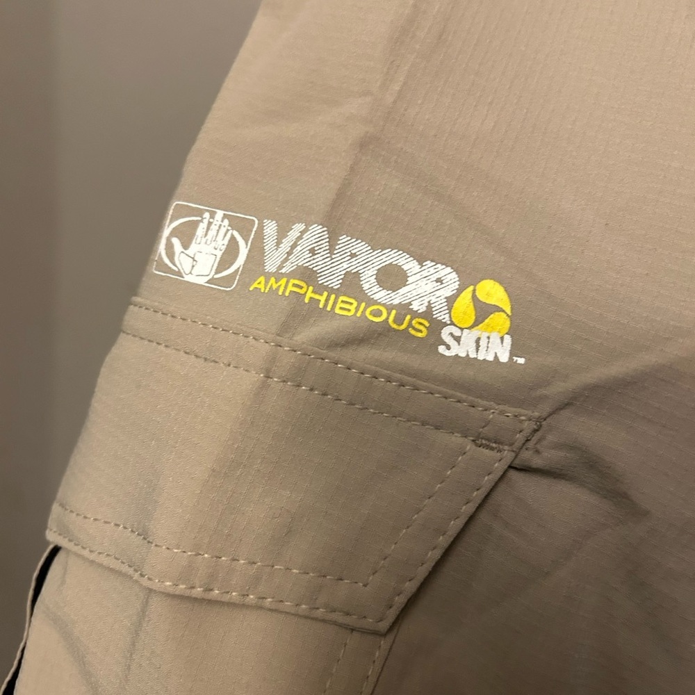 Vapor shorts - tan “amphibious” stretch ripstop cargo - Picture 6 of 10